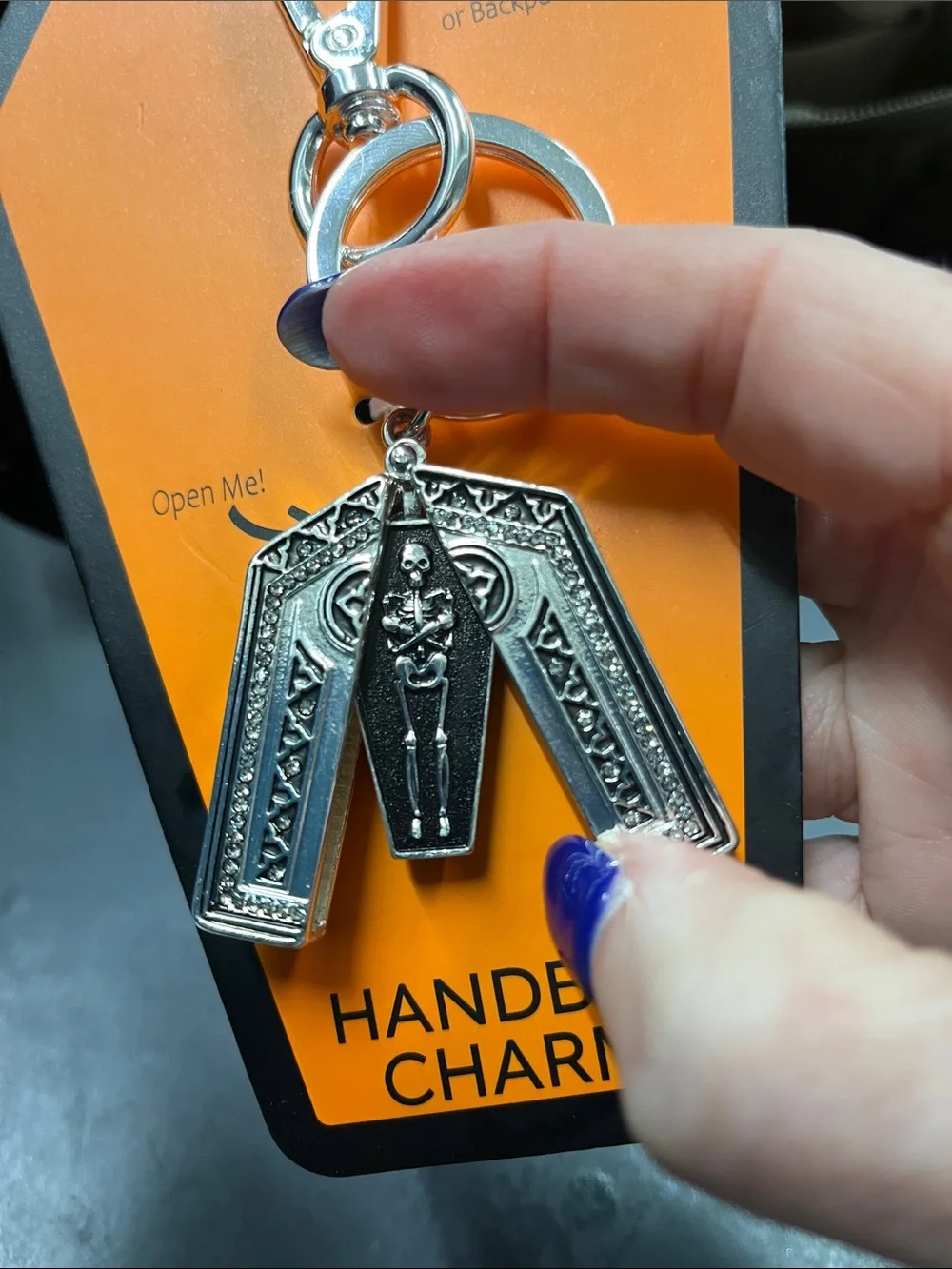 New Silver Decorative Handbag Charm Keychain - Silver Tone Split Coffin